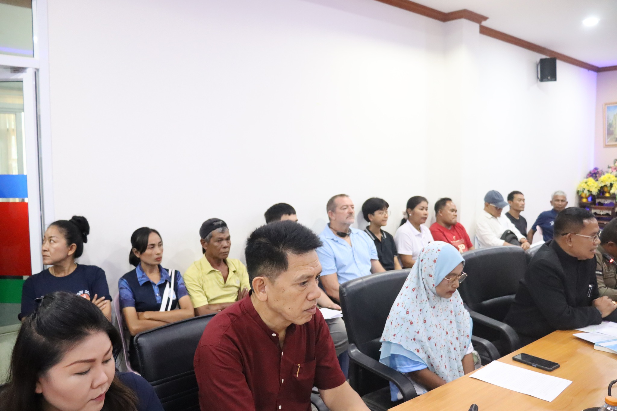 ทต.ศาลาด่าน จัดประชุมบูรณาการหน่วยงานเกี่ยวข้องเพื่อรับทราบแนวทางจัดระเบียบชายหาดสาธารณะในพื้นที่ตำบลศาลาด่าน